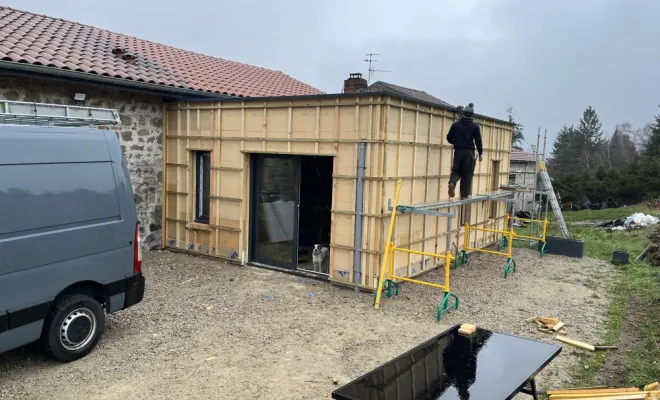 Agrandissement de maison en pierres au Puy-en-Velay, Montfaucon-en-Velay, Mobe Construction Bois